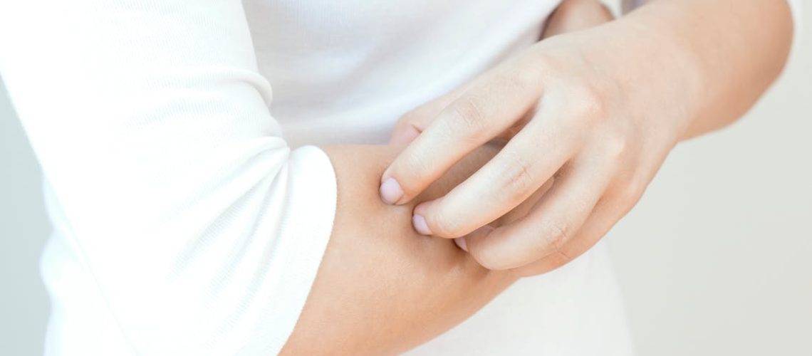 Quels sont les symptômes et traitements du zona intercostal ? Quels sont les symptômes et traitements du zona intercostal ?